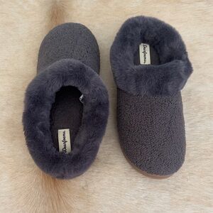 Dearfoams Charcoal Plush Slippers
